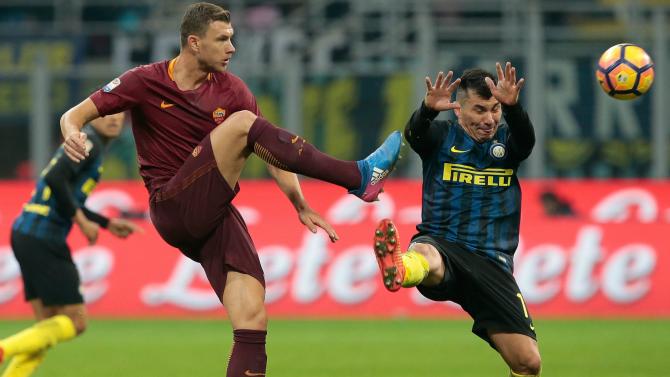 Nhận định bóng đá AS Roma vs Inter Milan, 01h45 ngày 27/8 (Vòng 2 Serie A 2017/18) ảnh 1